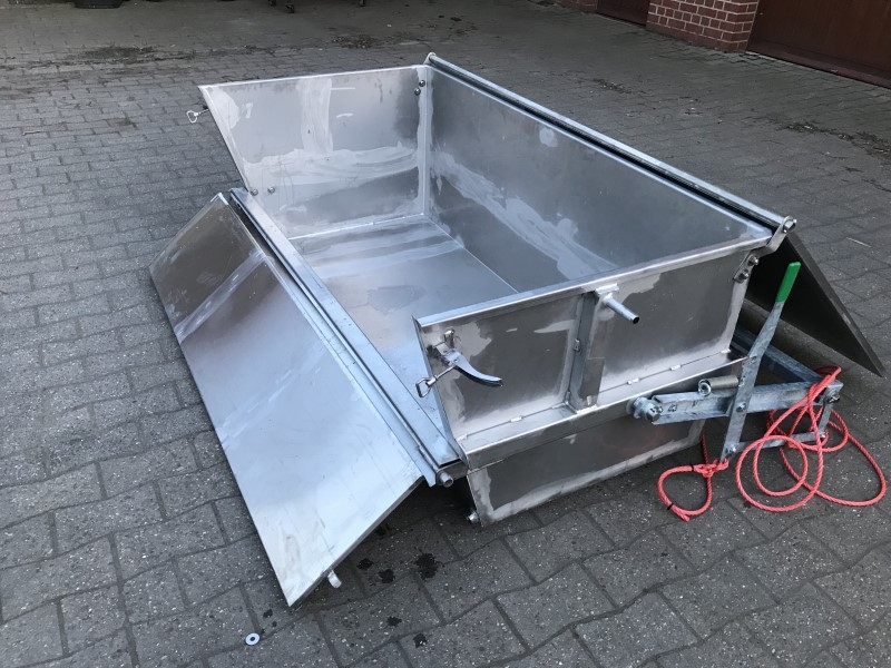 Kadavercontainer Edelstahl mit Klappdeckel 1040 Liter